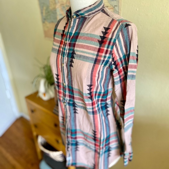 Woolrich Button Down Arrow Flannel - Picture 2 of 6